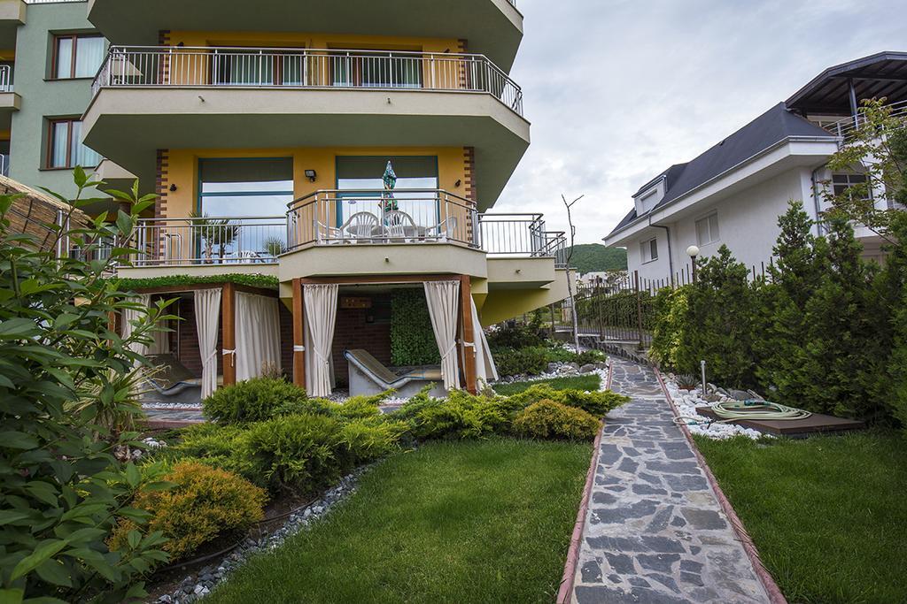 Jbh Hotel Sveti Vlas Exteriör bild