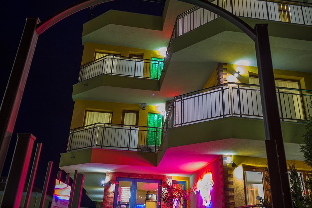 Jbh Hotel Sveti Vlas Exteriör bild