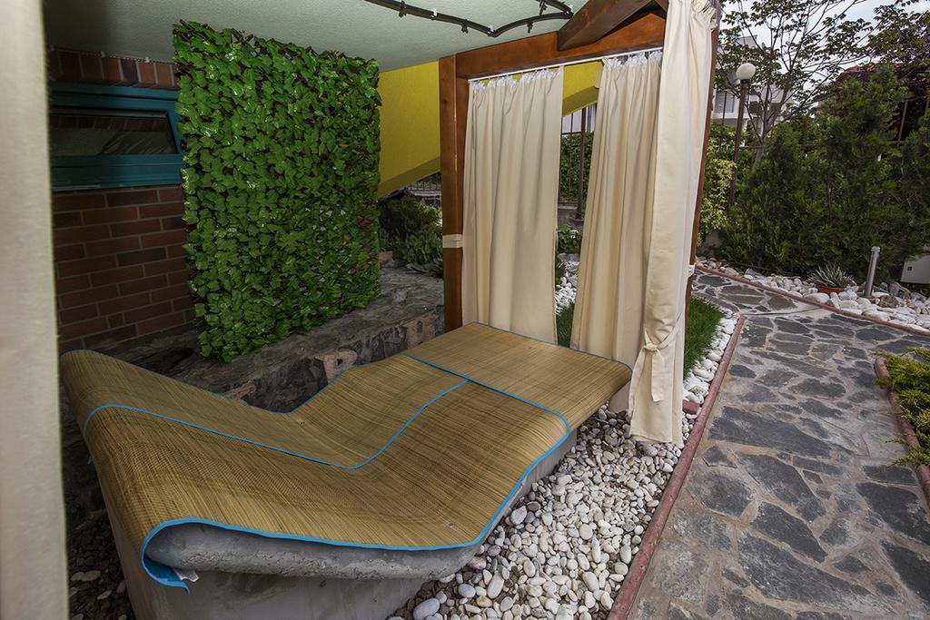 Jbh Hotel Sveti Vlas Exteriör bild